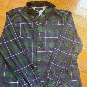 Tommy Hilfiger men’s XL tall button down cotton shirt.